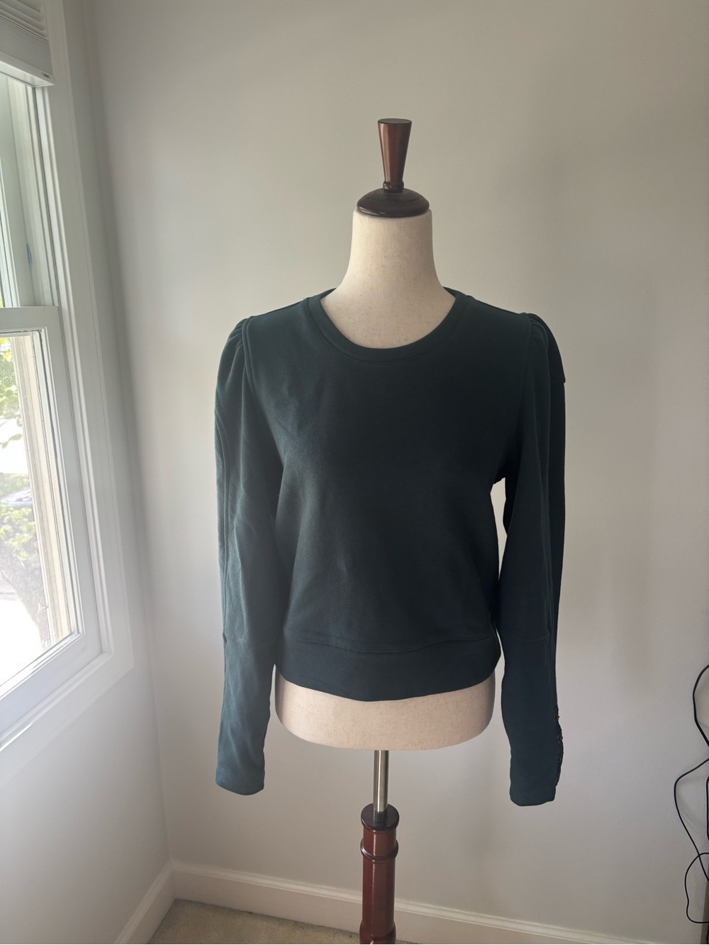 Anthropologie Green Long-Sleeve Crewneck Top